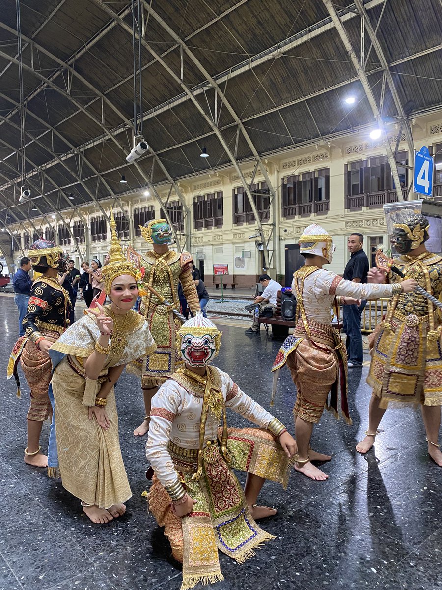 middle_bb's tweet image. 