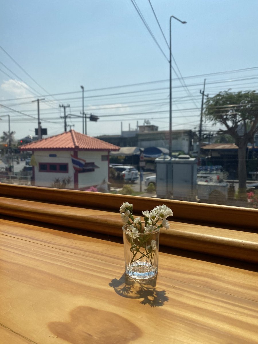 middle_bb's tweet image. 