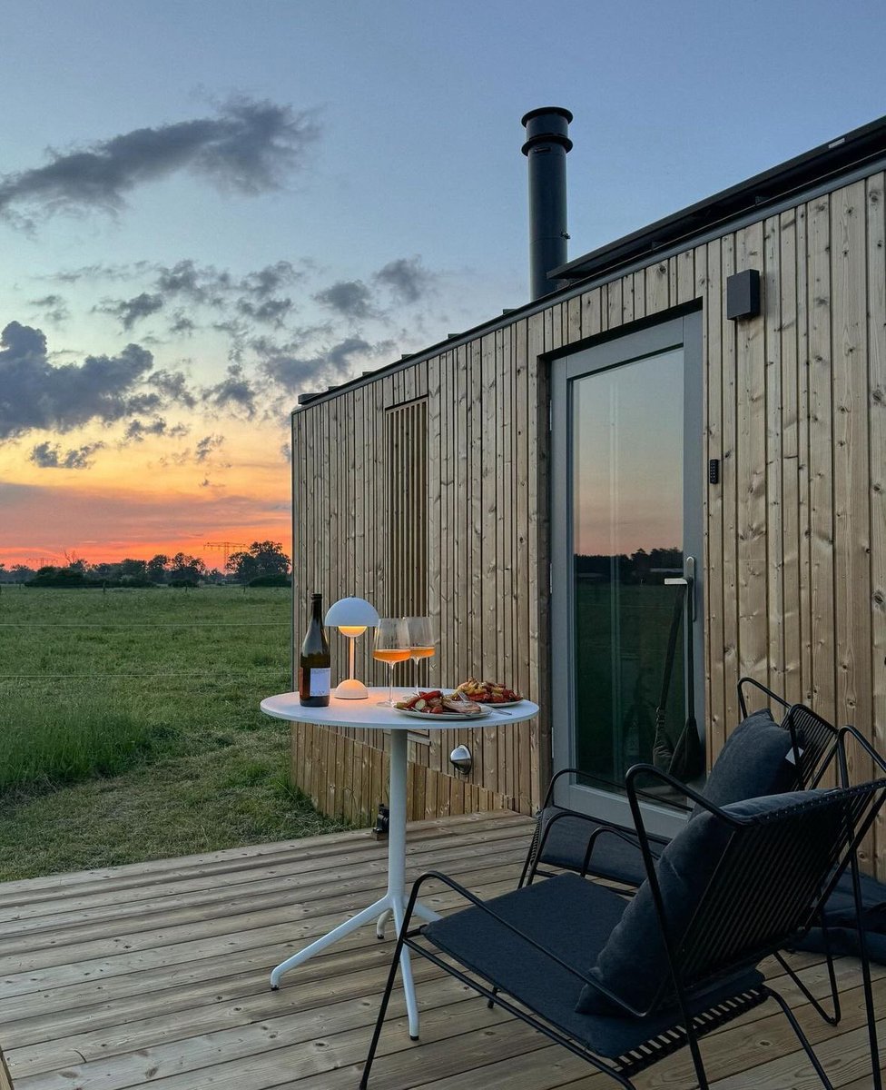 𝒞𝓁𝒶𝓈𝓈𝓎 tweet media