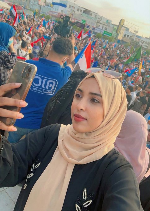 ( إيمان السلومي )بنت عدن tweet media