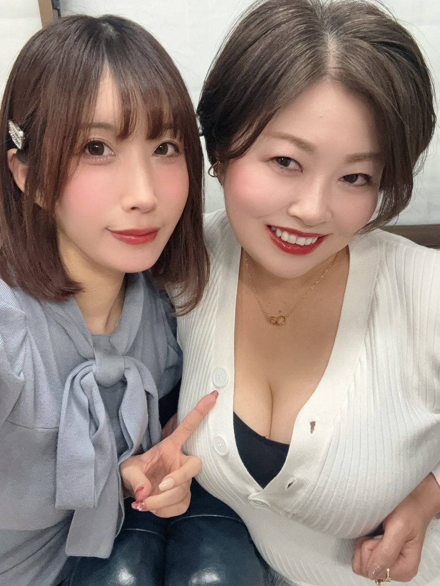 รินะ อายานะ (อาคาริ นานามิ)