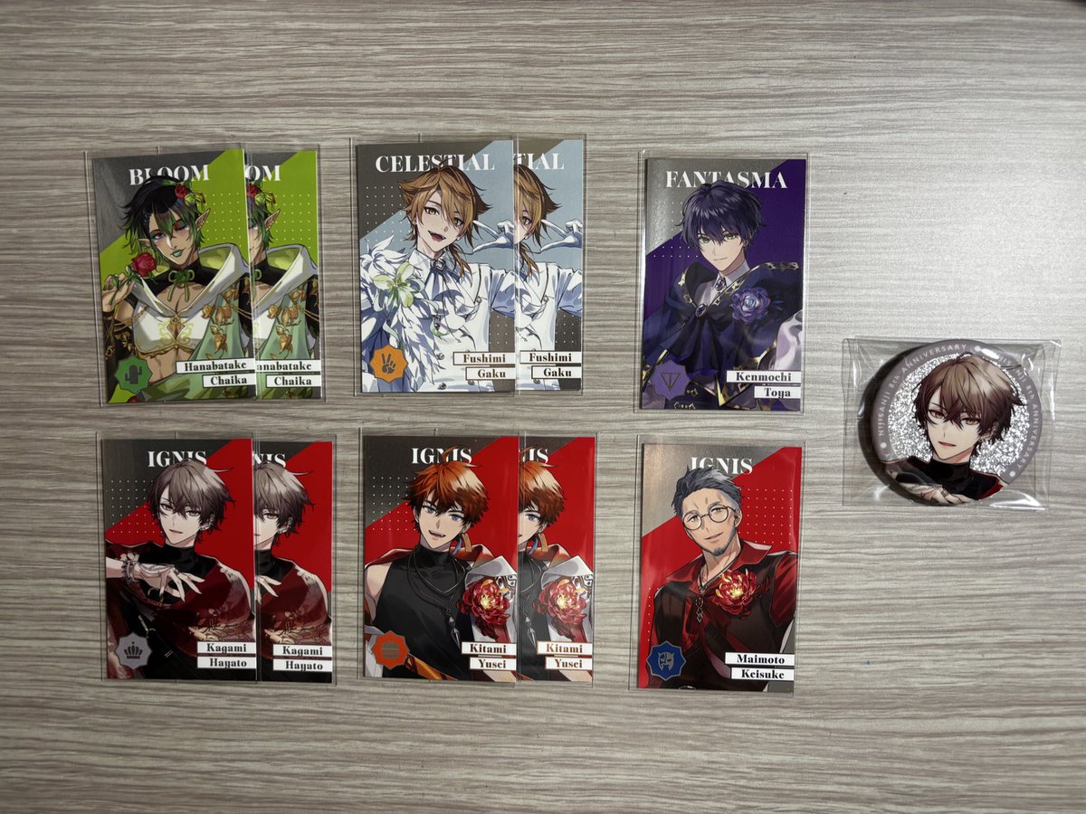 oshenbei_bebe's tweet photo. 【交換】にじさんじ 8th Anniversaryメタルカード グリッター缶バッジ Bグループ OS特典 クリアカード 8周年 with cake！

譲）画像1、2、3

求）画像4

○都内お手渡し

まとめての方優先
検索からでもお気軽にお声掛けください✨ https://t.co/2omdpFKiUk