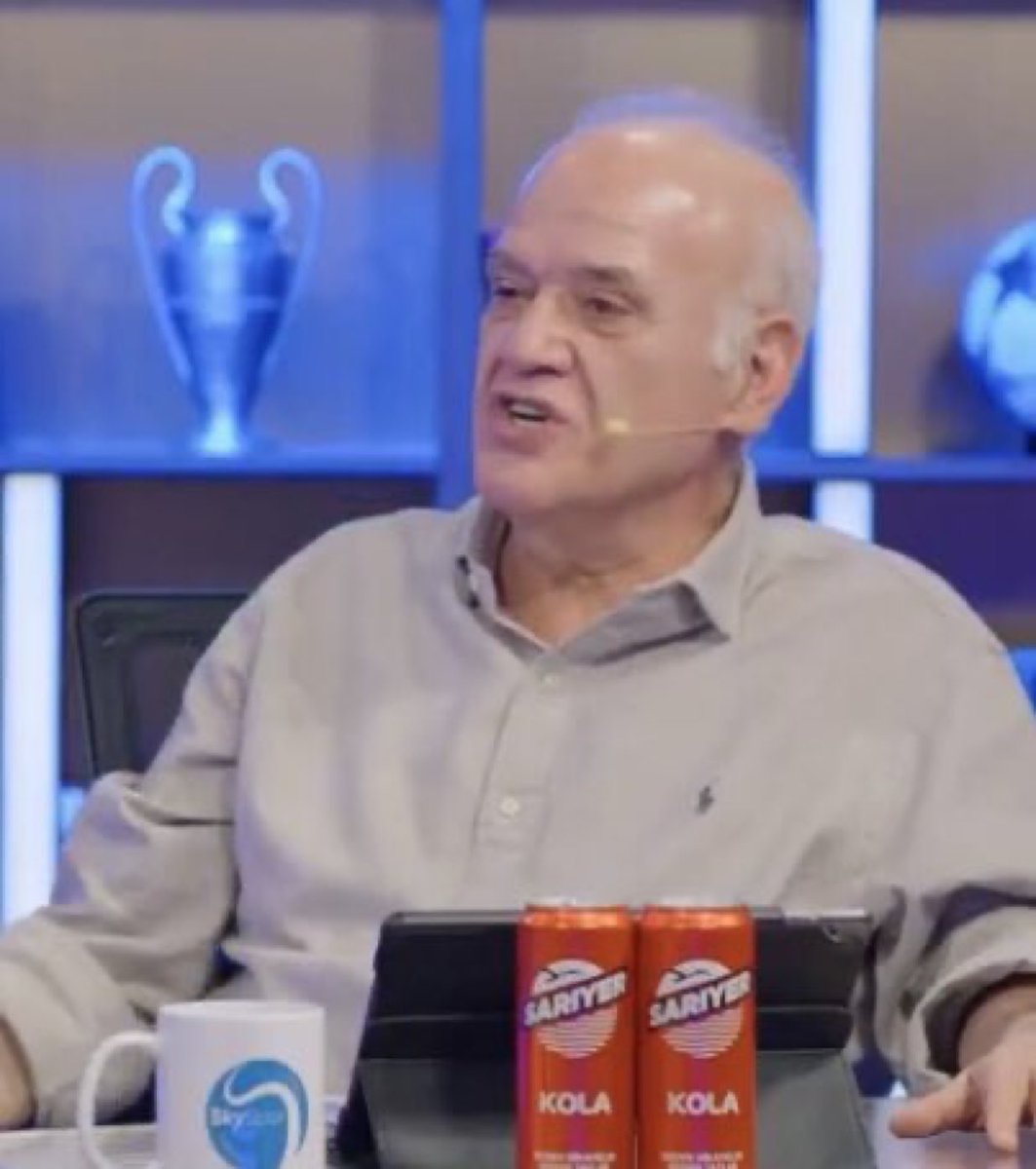 BahtiyarZh1907's tweet image. 🚨Ahmet Çakar:

"Bu lig temiz değil bu ligde kazanılan son 10 şampiyonlukta temiz değil. Emek hırsızlığı var."