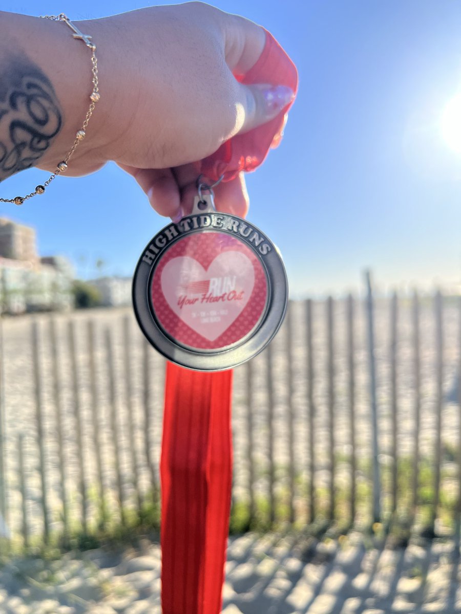 ItsASickness's tweet photo. First of many✨ went into the race with fckn blisters &amp; still pushed through!!!! https://t.co/3slRdc4fQ1