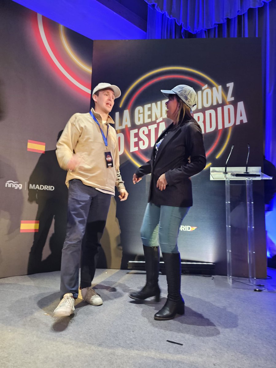 Gracias por la invitación al cierre de la III Academia de la Juventud Madrileña

Escuchando la voz de #madrid nuestra gran mujer Presidenta <a href="/IdiazAyuso/">Isabel Díaz Ayuso</a>  y nuestro querido Presidente de nngg <a href="/Idancausa/">Ignacio Dancausa</a>

#libertad #juventud #españa