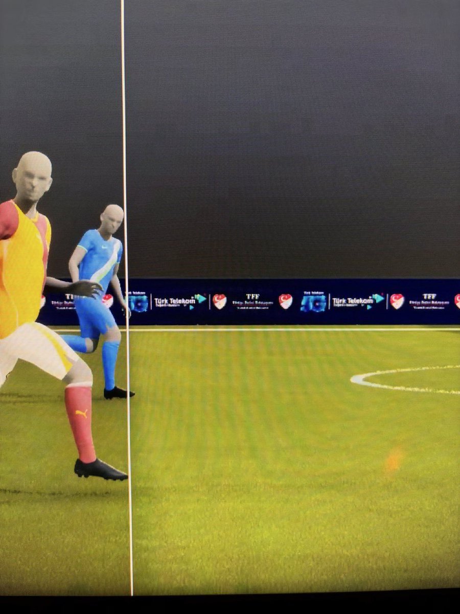 2022-2023 sezonundan bu haftaya kadar, Galatasaray maçlarında VAR’ın müdahale ettiği toplam 19 milimetrik pozisyonun 19’unda da Galatasaray lehine kararlar verildi.