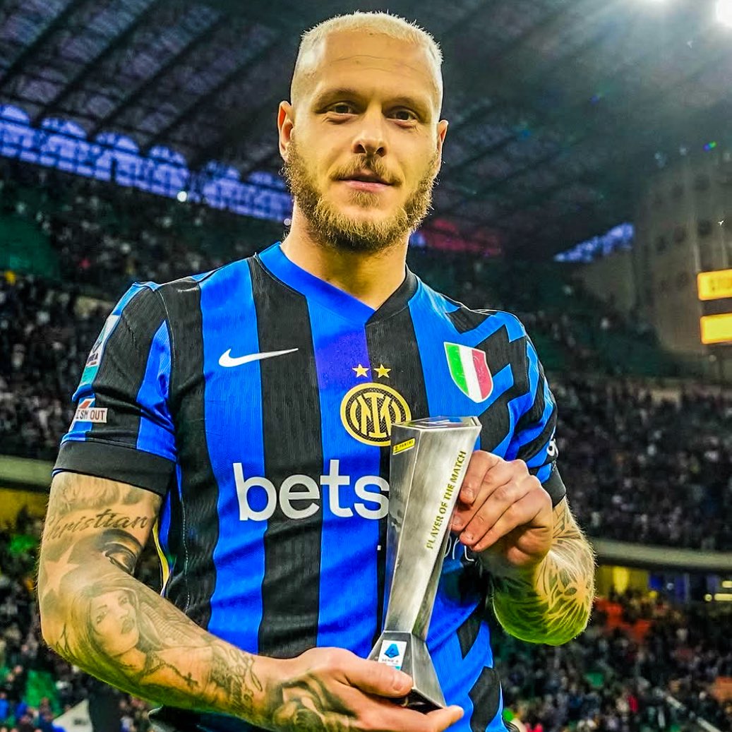 🇮🇹🪄 Federico Dimarco (28) last 8 matches for Inter... 

• ⚽️ vs Parma
• ⚽️ vs Napoli
• ❌ vs Udinese
• ❌ vs Arsenal
• ⚽️🅰️🅰️ vs Pisa
• ⚽️ vs Dortmund 
• 🅰️ vs Cremonese
• 🅰️🅰️🅰️vs Sassuolo

4 goals + 6 assists. Brilliant. 👏