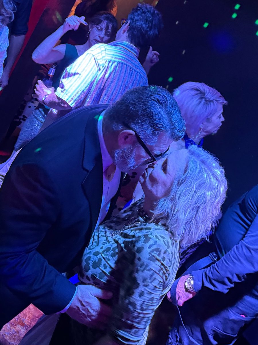 LET'S DANCE tweet media