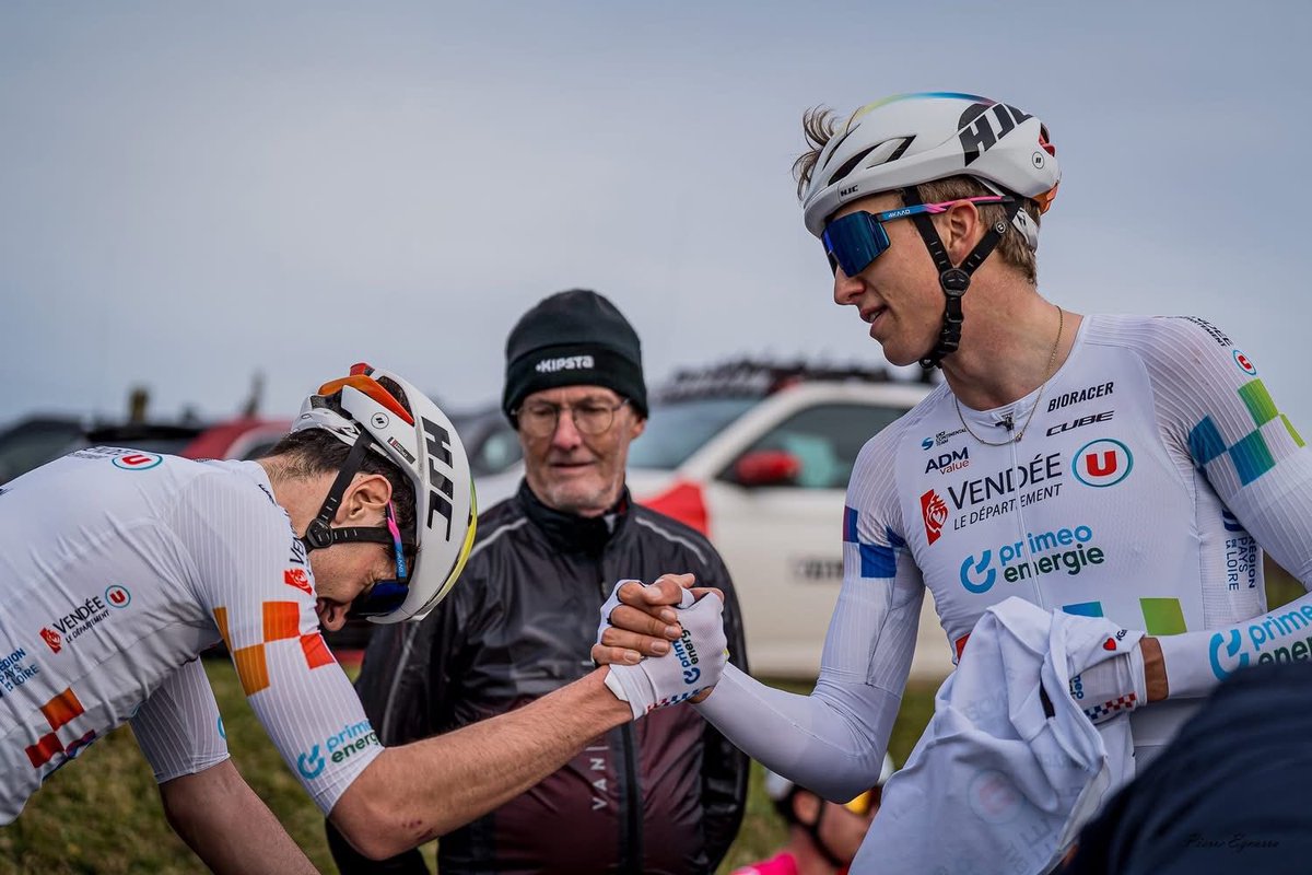 𝑴𝒆𝒓𝒄𝒊 𝒍’𝑬𝒔𝒔𝒐𝒓. 🫶

Le travail est fait, et bien fait. 🤩

Le Vendée U - Primeo Energie rentre en Vendée avec de beaux résultats et la sensation du devoir accompli.

🏆2 Victoires
🥈4 Podiums
🎩12 apparitions dans le Top. 10

📸 Pierre Ezcurra