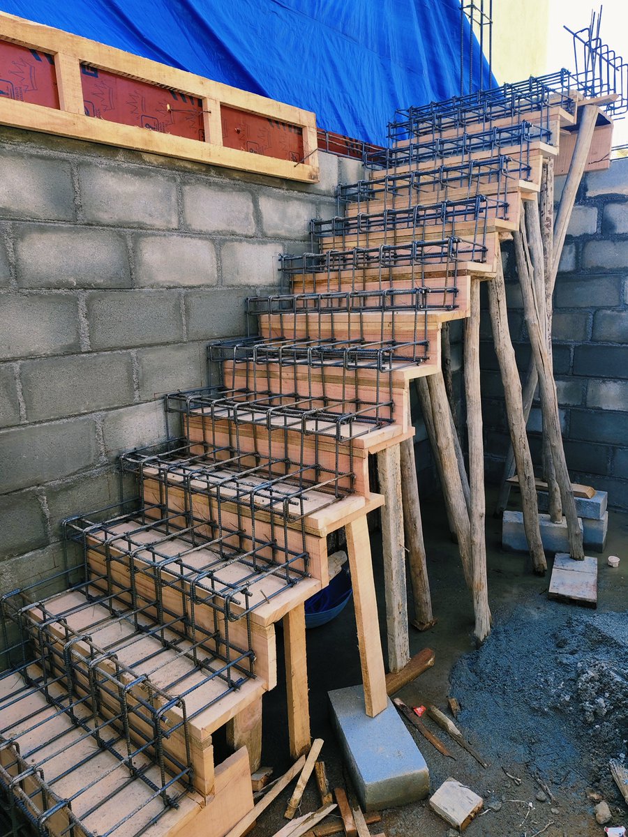 devanshproperti's tweet photo. Chain steps for duplex house 

Skill work centring &amp; bar bending work 

@devanshproperti 

#trendingpost #Construction #home #House #duplex https://t.co/csAQFZCqLA