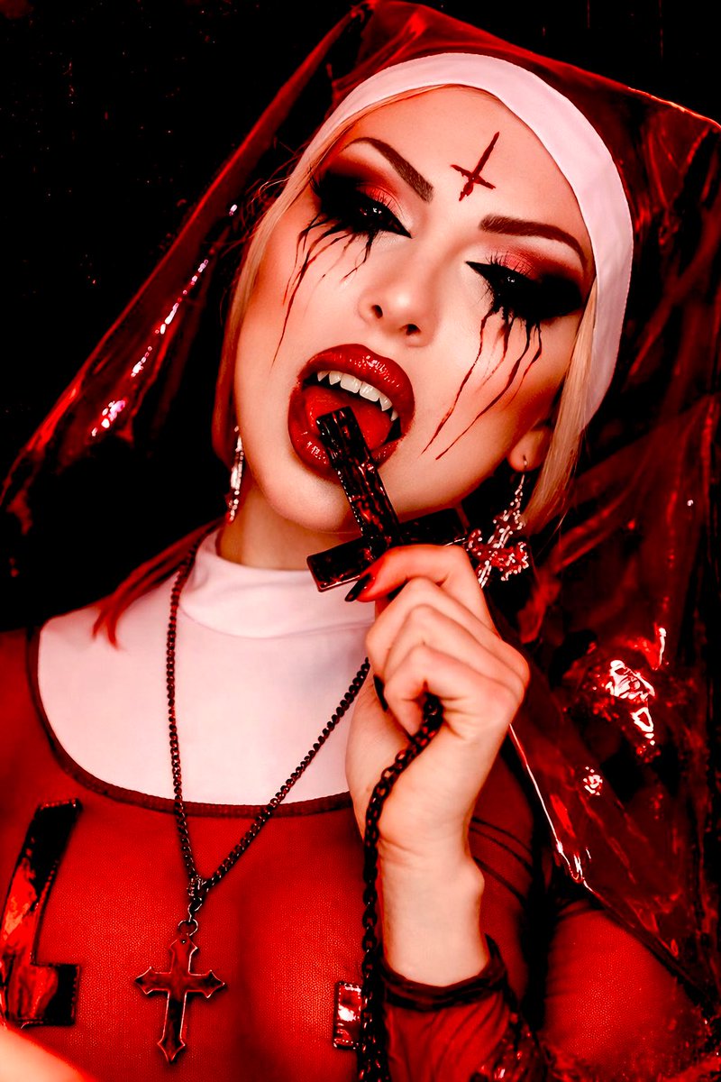 Morning. 
Hope y’all have the 
most Synful Sunday. 𐕣