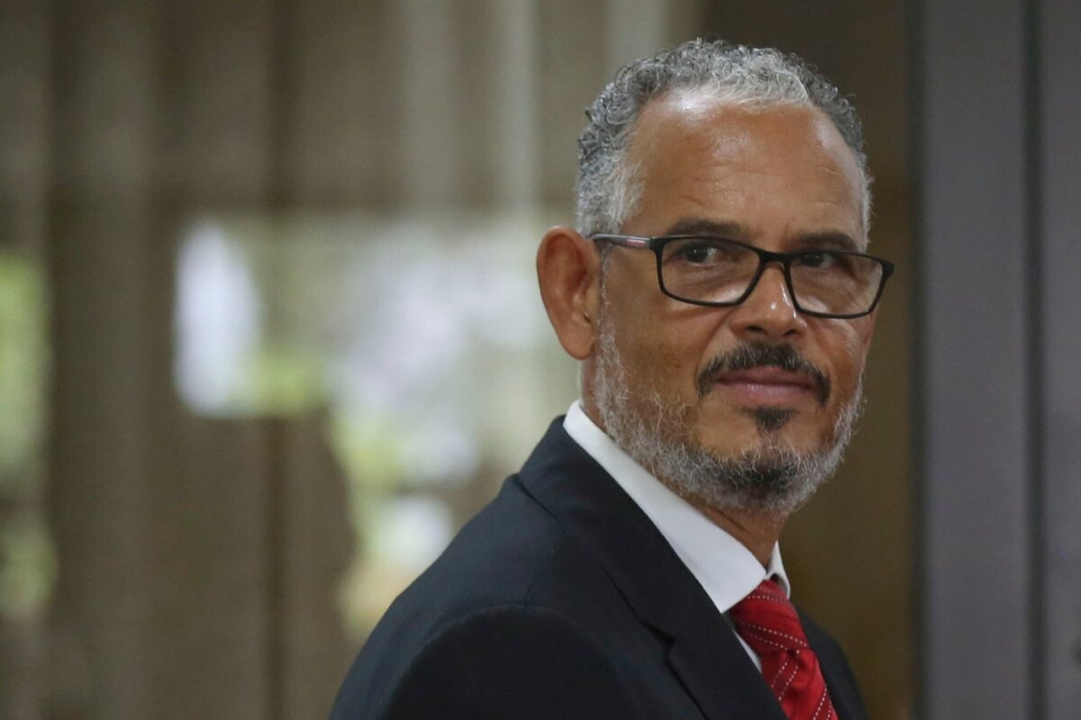 grandsudhaiti's tweet photo. #URGENT❌
Décret du 7 février 2026_ en l’absence de Président, l’Exécutif est confié au Conseil des ministres, dirigé par le PM @citoyendidier jusqu’à l’investiture du Président élu. Priorités : sécurité, élections, fonctionnement de l’État. Fin du débat sur l’Exécutif bicéphale. https://t.co/UJ4BrLmvcW