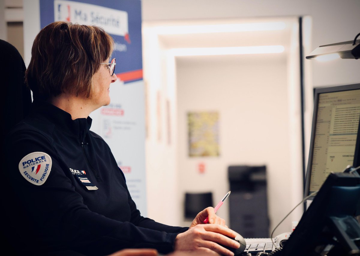 Police nationale tweet media