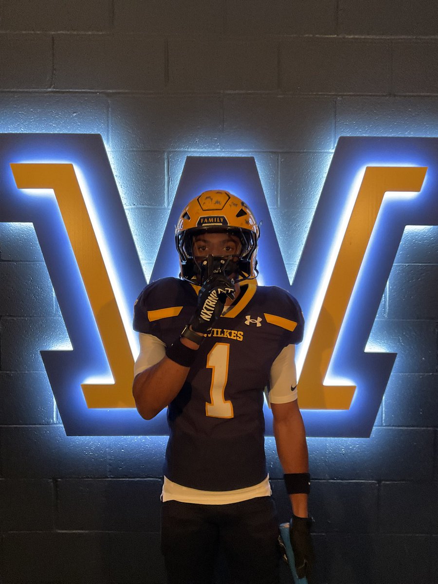 𝙉è𝙑𝙤𝙣 “NP1” 𝙋𝙞𝙚𝙧𝙘𝙚 3⭐️ tweet media