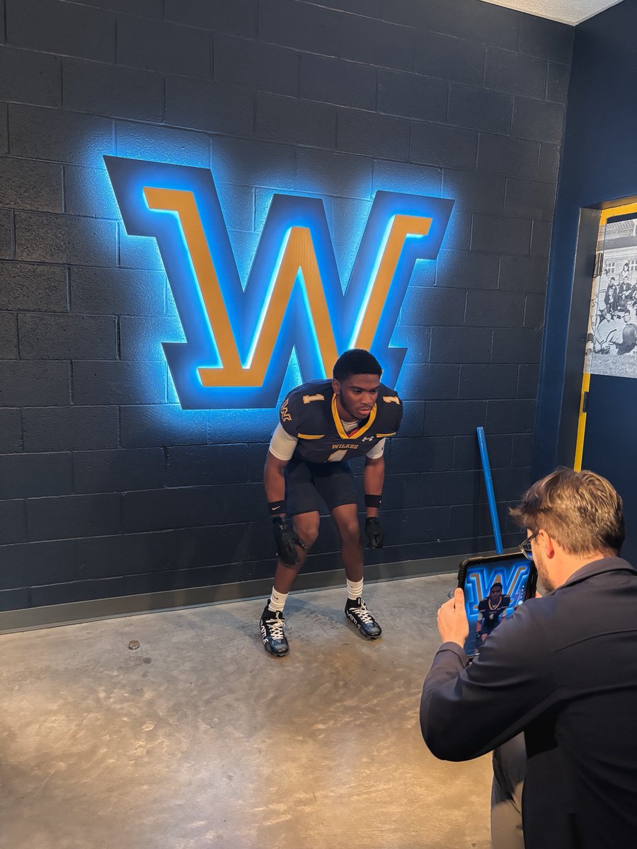 𝙉è𝙑𝙤𝙣 “NP1” 𝙋𝙞𝙚𝙧𝙘𝙚 3⭐️ tweet media