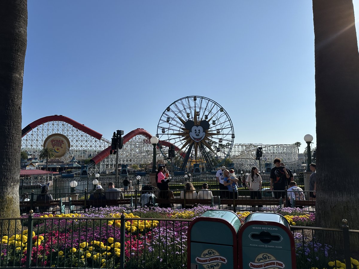 Josh 🍁 tweet media