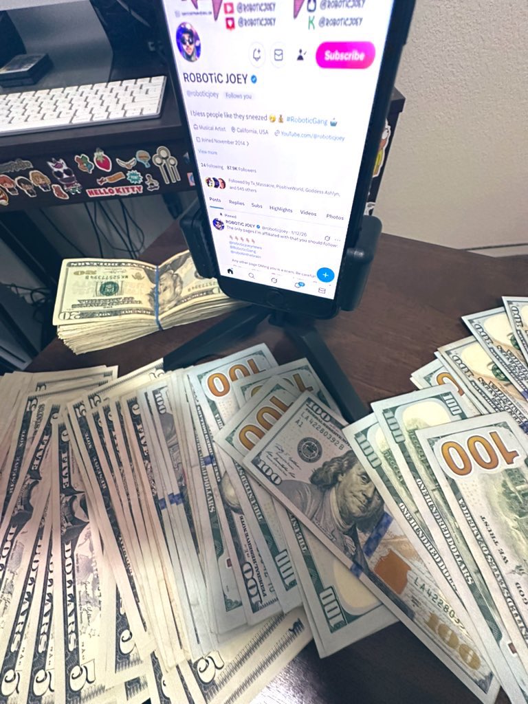 ROBOTiC JOEY tweet media