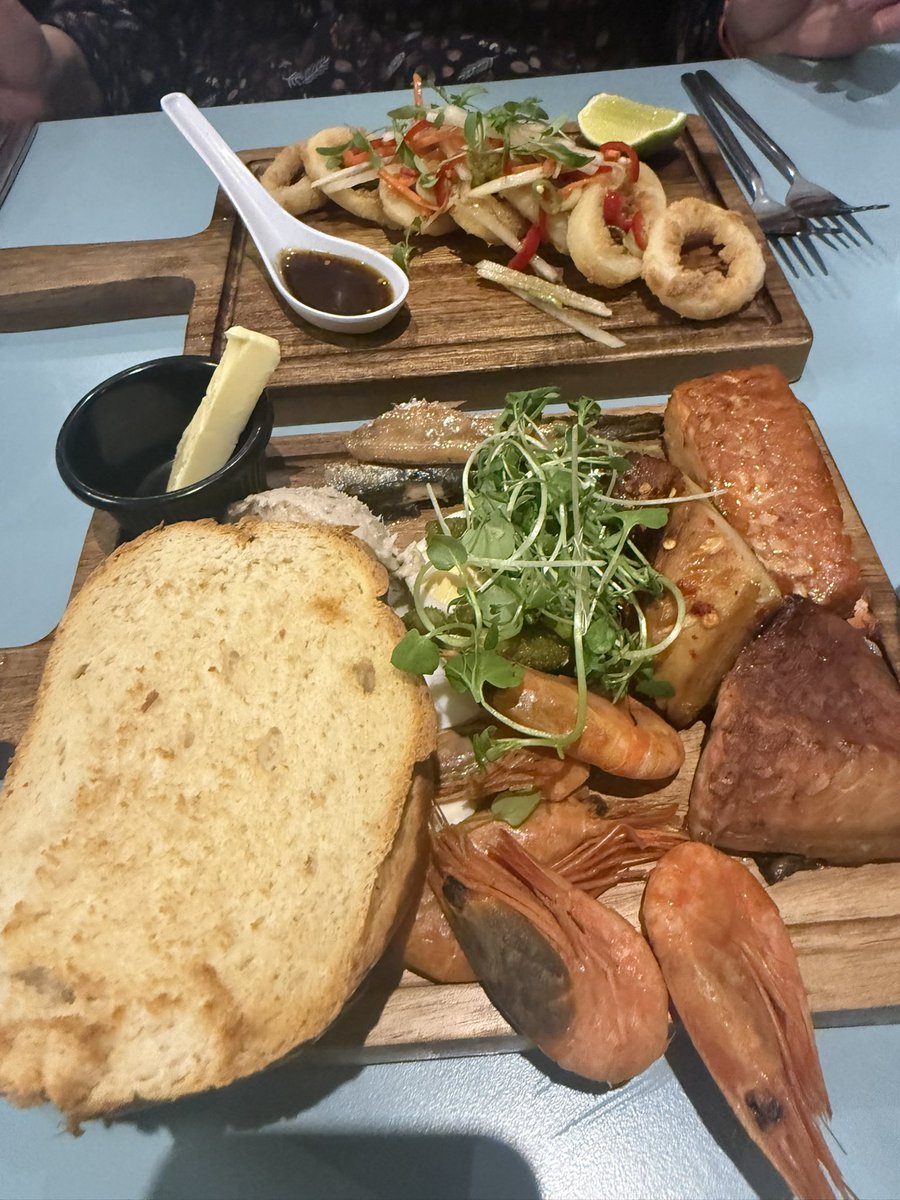 Cromer Getaway tweet media