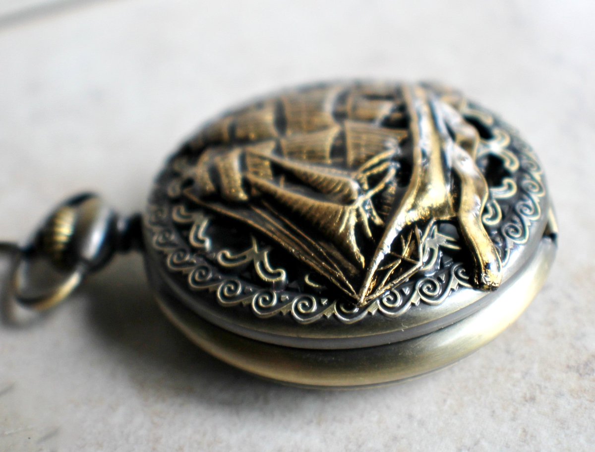 charsfavorite's tweet image. Time is timeless with our Ship Mechanical Pocket Watch, yours for just $79. Elevate your style and embrace tradition. Act fast and make it yours today! #Watches #LuxuryTimepieces

Shop Now charsfavoritethings.com/products/copy-…