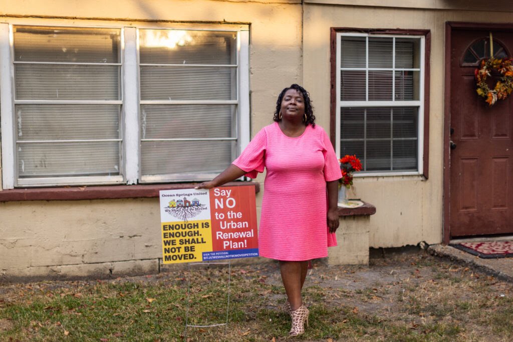 MississippiAdos's tweet photo. A collective threat is more adversarial than any individual threat.
#WeOutside #ADOSPolitics https://t.co/zvFH6M1ZOt