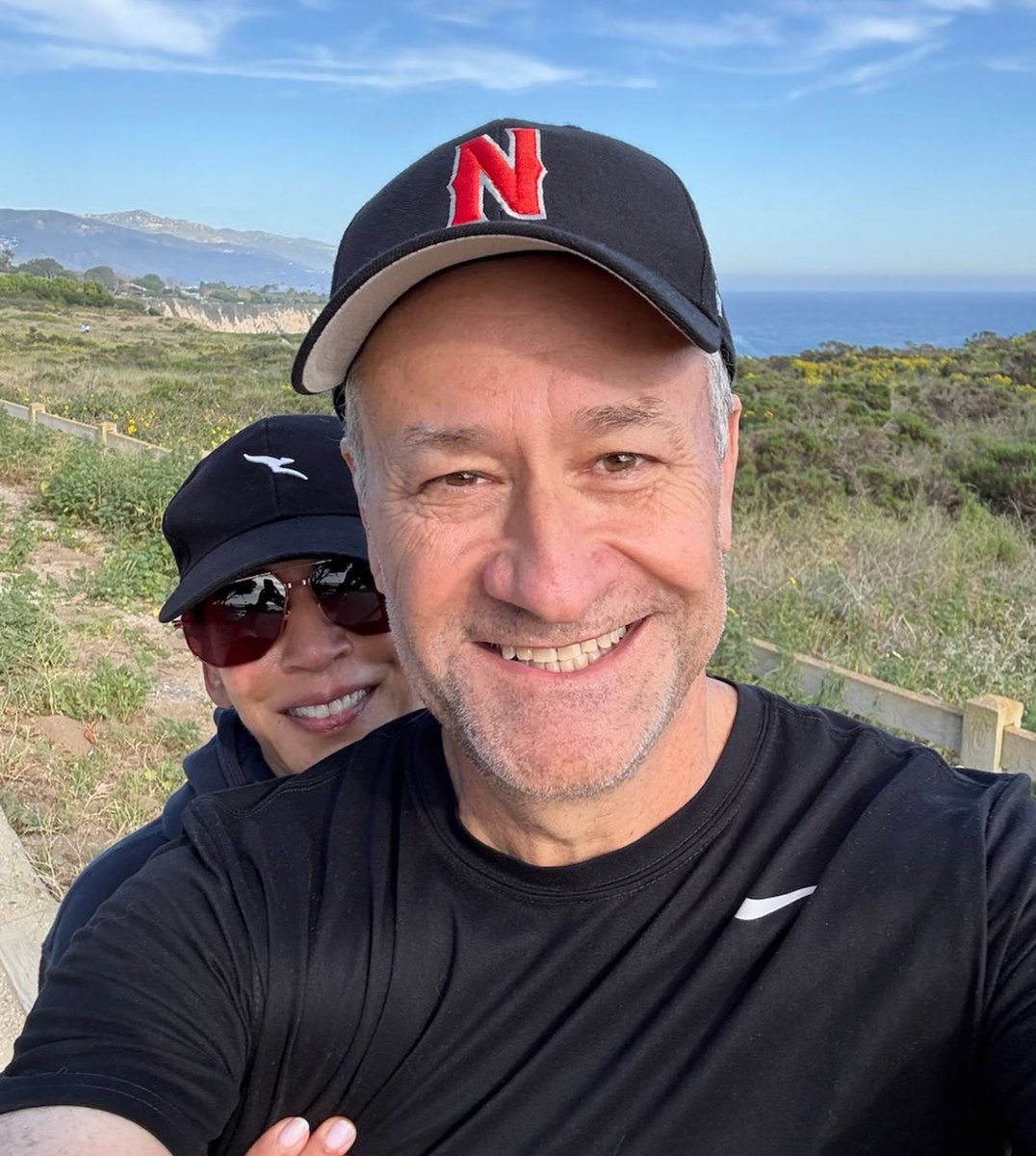 AccessBadBunny's tweet photo. Doug Emhoff and Kamala Harris show support for Bad Bunny’s Super Bowl on Instagram. #SuperBowl 

"Getting ready for the Super Bowl and Bad Bunny. Enjoy the day everyone!" https://t.co/qrAwQuFyYP