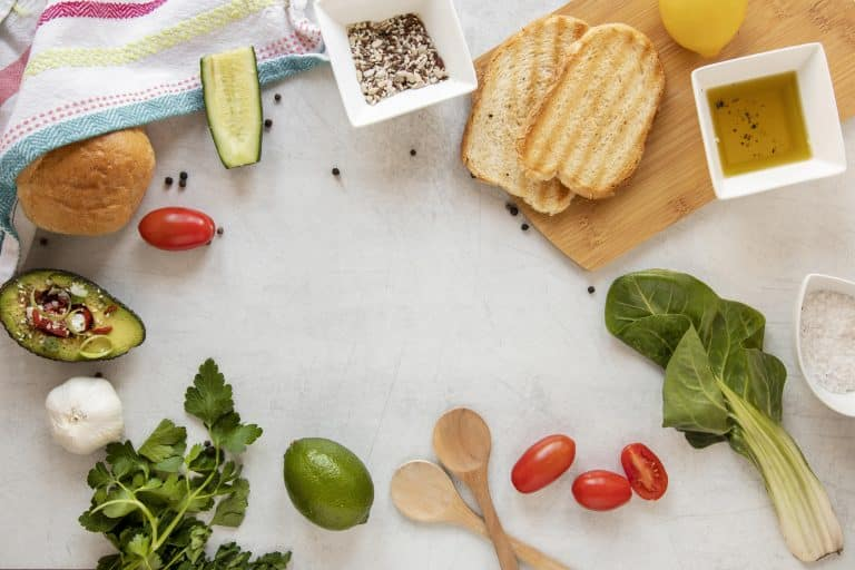 Vegan_24's tweet photo. Want to Cook Delicious Plant-Based Meals From Scratch But Have No Idea Where To Start?
Make your next meal plant-based and delicious, even if this is your first time cooking without meat or dairy.
https://t.co/wsrLDQwAq6 

#vegan #plantbased #recipes https://t.co/Bg0oZHoWk3