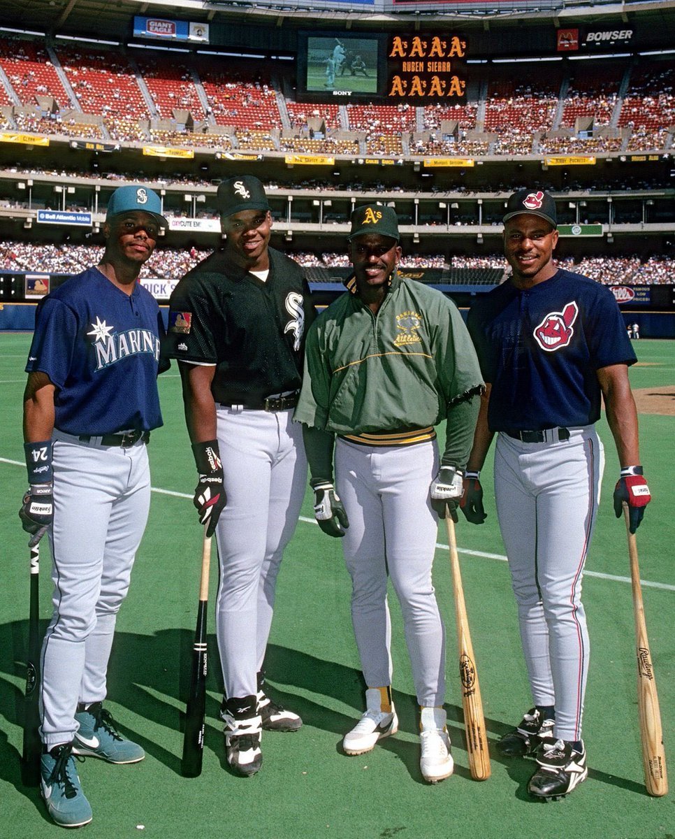 BBGreatMoments's tweet photo. Studs.
https://t.co/AoxBe6bMgI