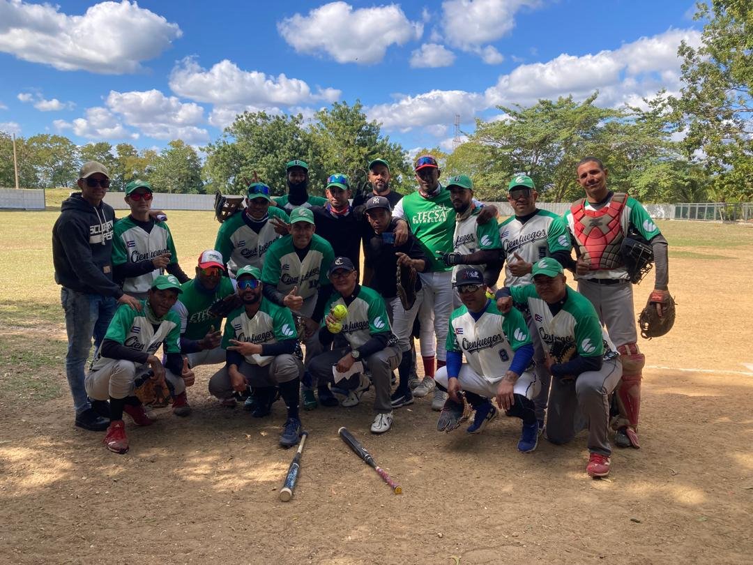 🏆Hoy en el cierre de la Copa de Softball, el equipo de <a href="/EtecsaCfgos/">Comunicador ETECSA Cienfuegos</a>  se alzó como campeón, se dedicó cada jugada a la jornada de lucha contra el cáncer que se desarrolla en la DTCF. ¡Felicitaciones a todos los participantes por su entrega y deportividad!