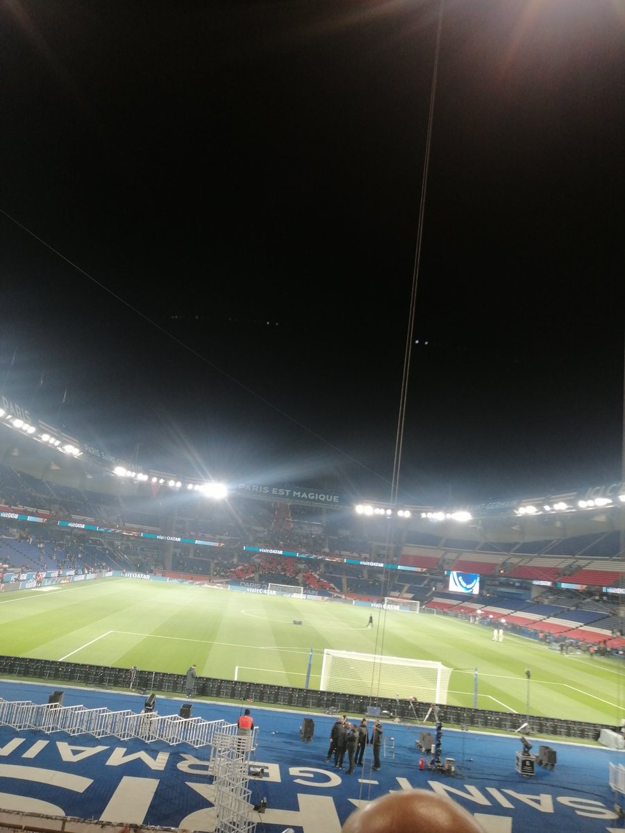 On est en place 🔴🔵 #PSG #PSGOM