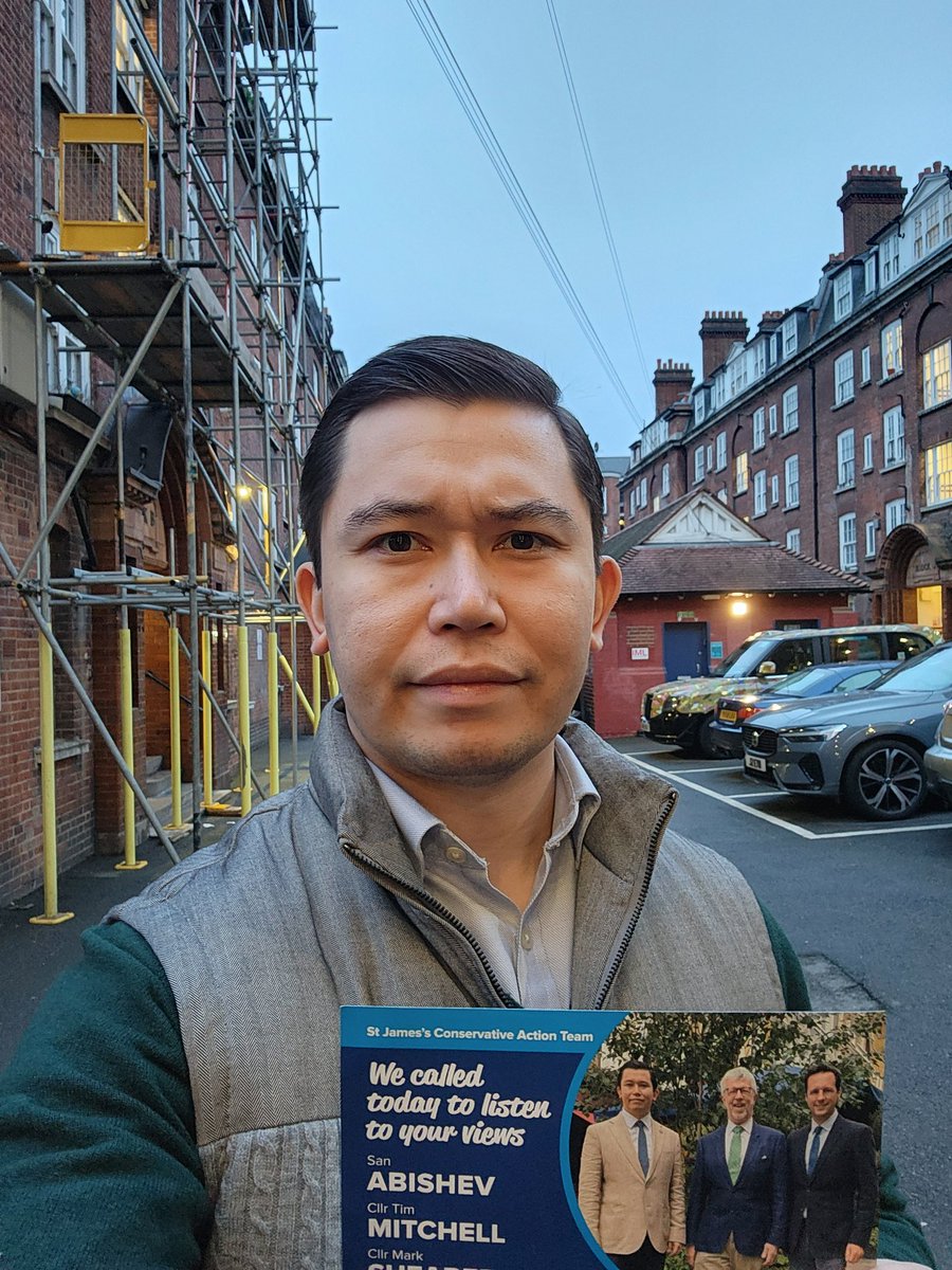 SanAbishev's tweet photo. Today, I knocked on 80 doors in the Peabody Horseferry estate, to listen to its residents. 

Many have complained about rough sleepers, on drugs, blocking doorways and harassing women and children. Since Labour disbanded the Integrated Street Engagement Unit in 2022, rough sleeping has shot up to record levels, whilst drug-related offences are also on the rise, due to the Mayor's police cuts.

Labour has failed on crime and homelessness, in Westminster. We plan on putting things right! For safer, cleaner streets - vote @conservatives on May 7th. 🗳