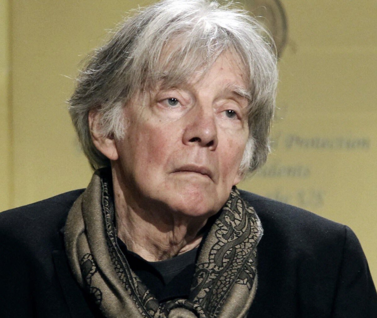 Bruno_Attal_'s tweet image. Jack Lang a sauté suite à l’affaire Epstein?

Voici 4 personnalités qui ont également signé la pétition en faveur de la dépénalisation de la pédophilie.
Malgré ça, ils sont devenus députés, ministres, chroniqueurs, tous continuent à être invités dans les médias.

André Gluksmann,…