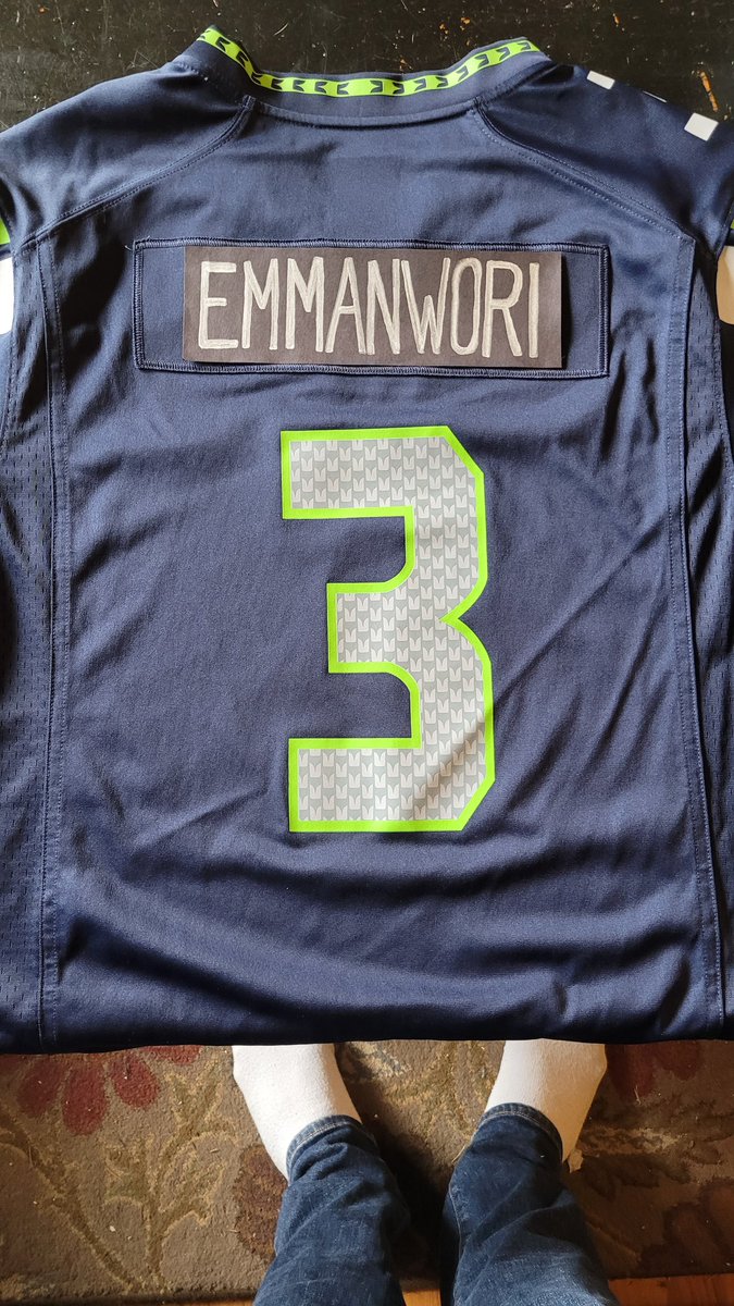 wkumma's tweet photo. Fixed!! #GOHAWKS @Eman7Nick #SBLX https://t.co/rdb3FwBuc5