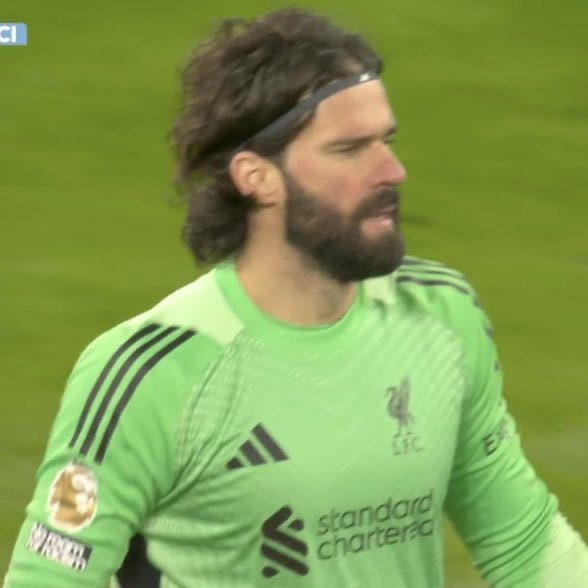 Alisson still the best goal keeper in the world by the way🙏 #LFC