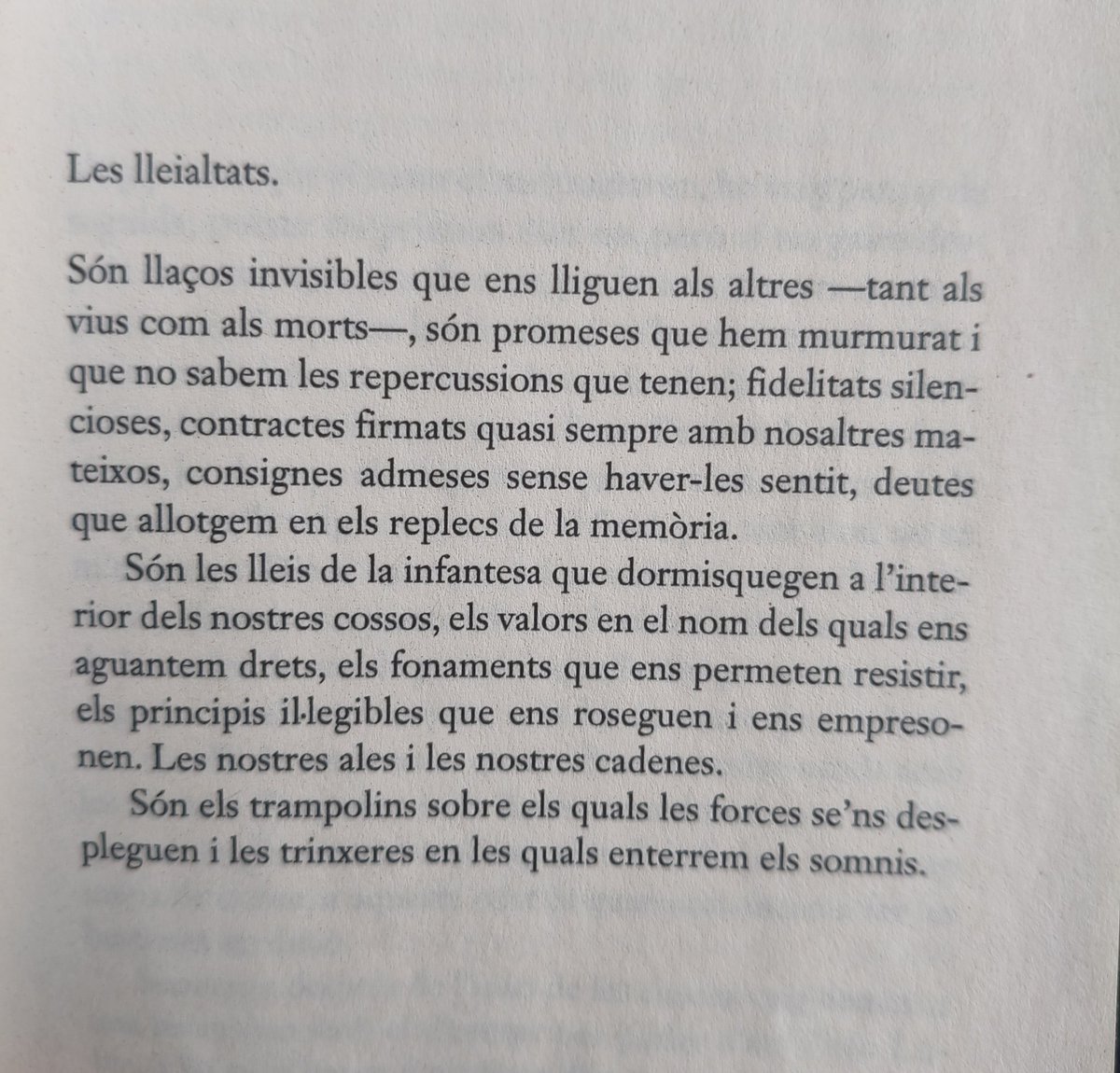 Delphine de Vigan.