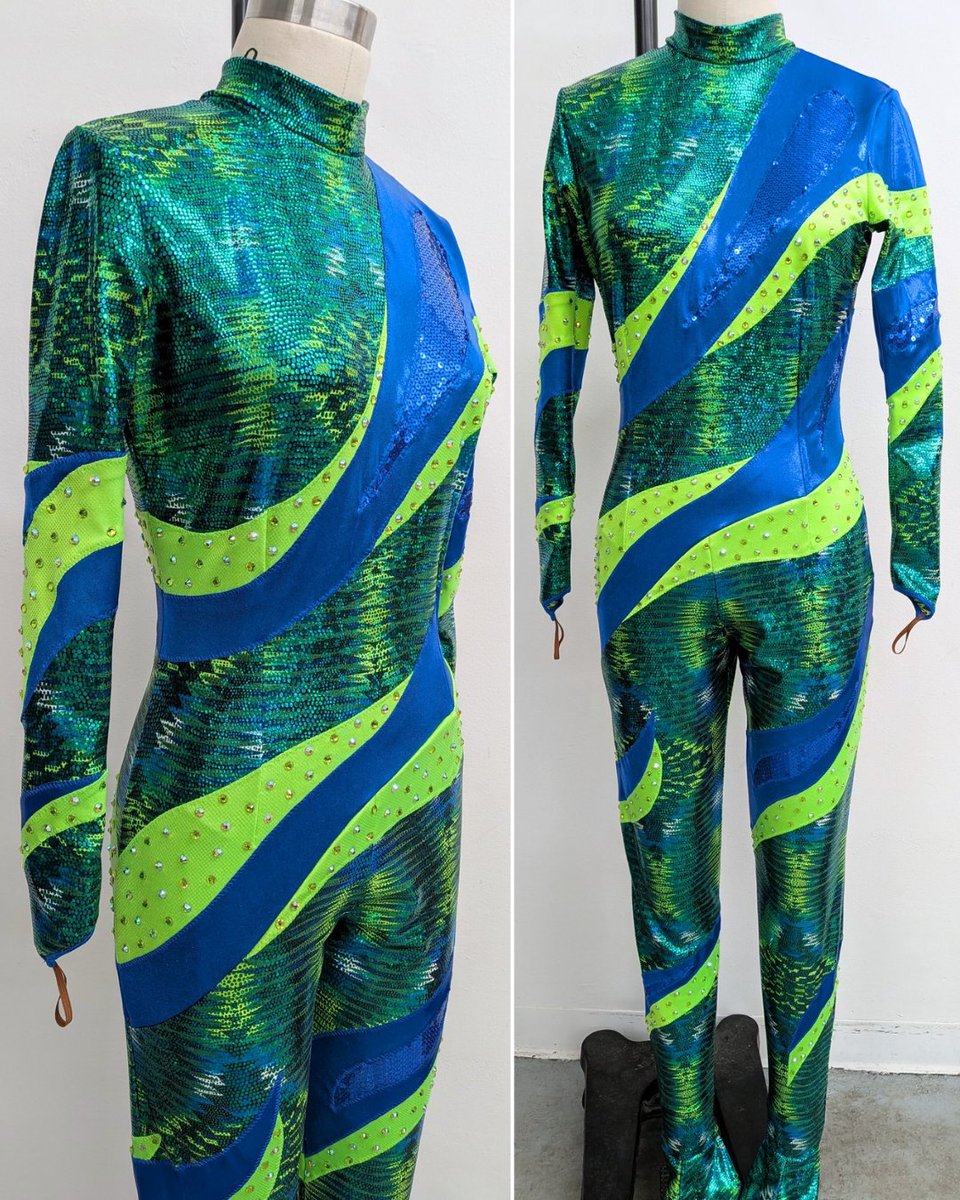 nogimmickgear's tweet image. Congratulations to @kelani_wwe on your first Royal Rumble!! Loved getting to design and make your gear for it!!
💚💙💚
#wwe #nxt @wwe @nxt #royalrumble #customwrestlinggear #prowrestlinggear