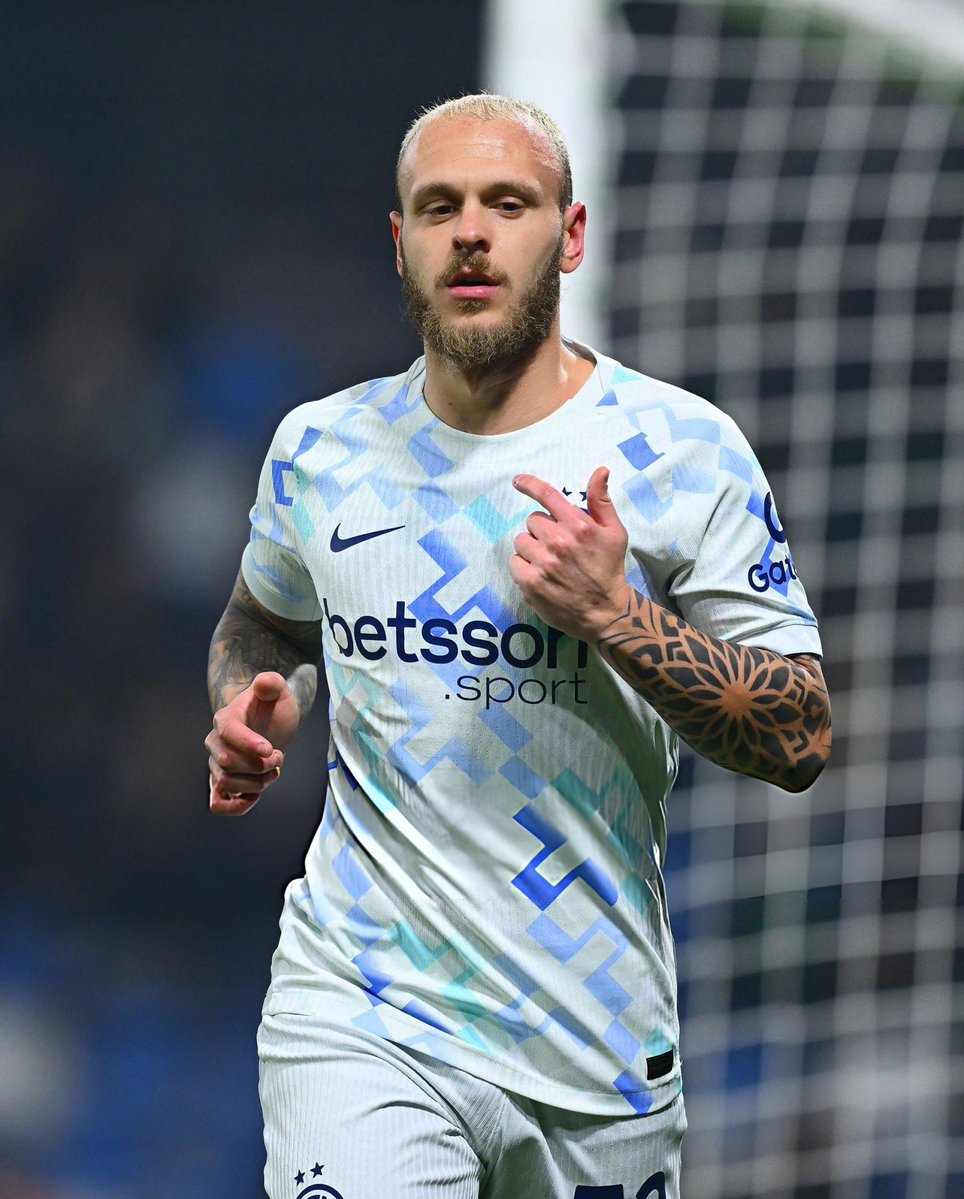 DIMARCO ASSIST HAT-TRICK! 🎩🅰️🅰️🅰️

Federico is absolutely cooking today! 🇮🇹🪄