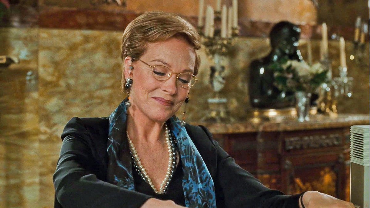 this diva and her glasses