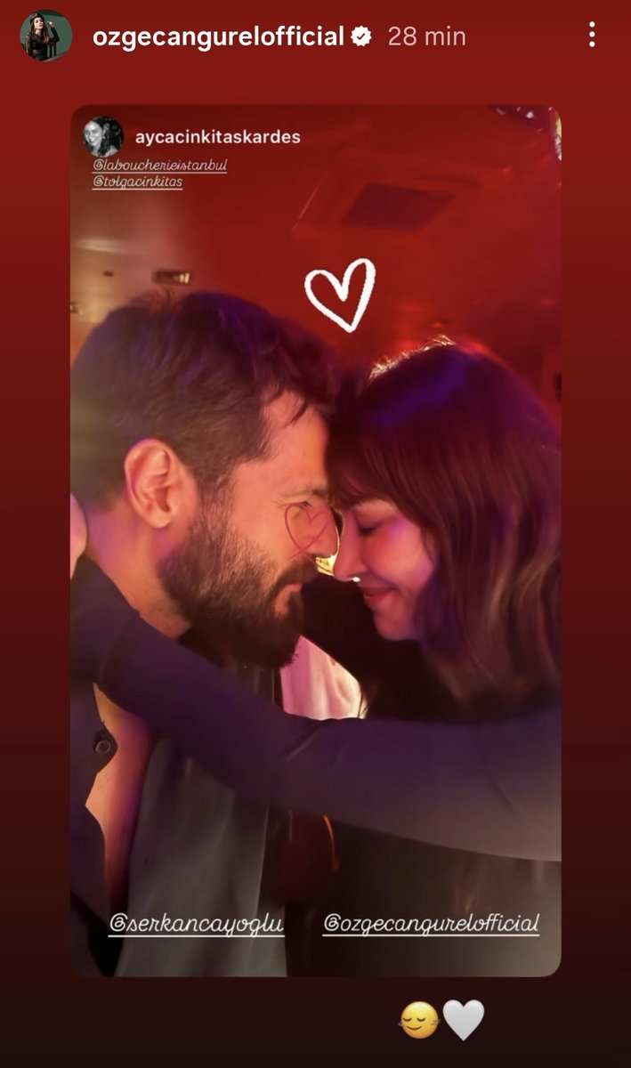 Una foto che resterà...memorabile❤️ 
<a href="/ozgecangurel/">Özge Gürel</a> <a href="/SerkanCayoglu/">Serkan Çayoğlu</a>