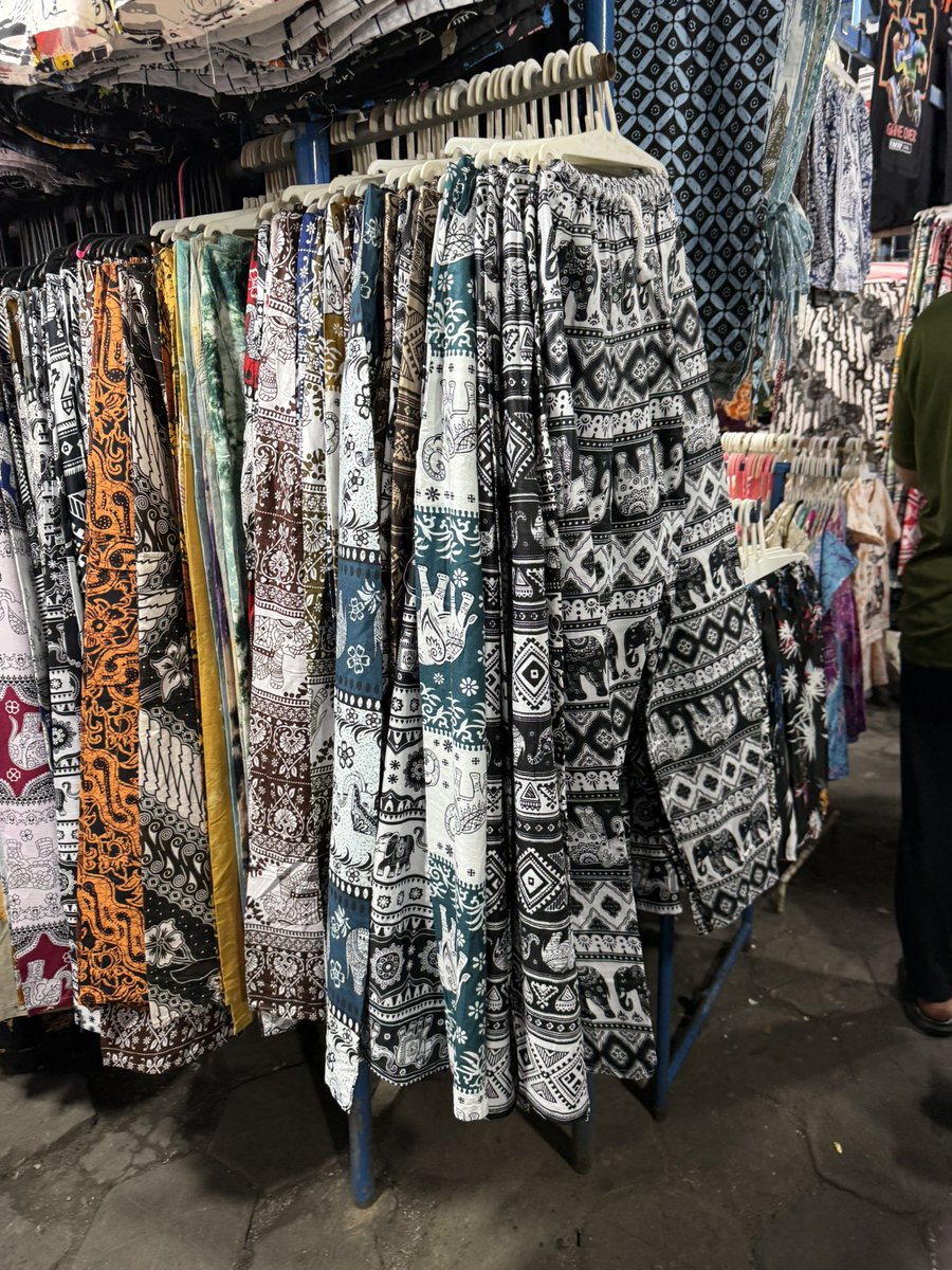 🐟🍉🌺🐝🍯 tweet media