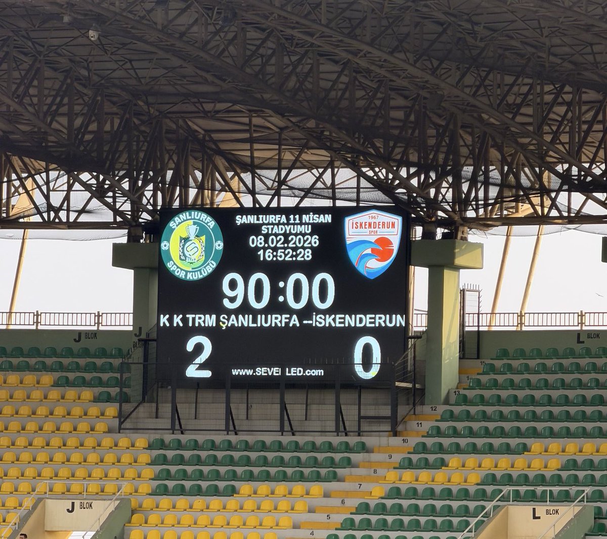İskenderunspor’u mağlup ederek sahadan galibiyetle ayrılan Şanlıurfaspor’umuzu gönülden tebrik ediyor, futbolcularımızı ve teknik heyetimizi ortaya koydukları mücadeleden dolayı kutluyorum.

<a href="/Sanliurfaspor/">Kızılkaya Tarım Şanlıurfaspor</a>