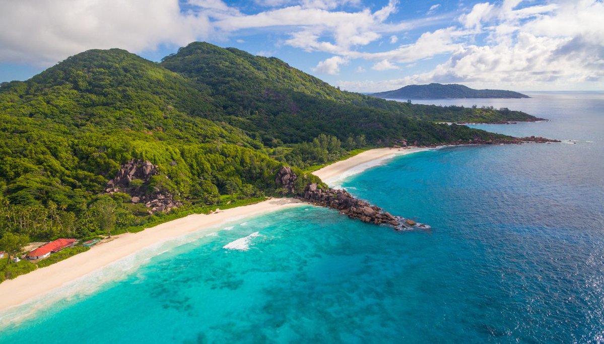 La Digue, perla granitica delle Seychelles: è l’isola che rallenta il tempo e raddrizza lo sguardo
siviaggia.it/idee-di-viaggi…
#viaggiare #travel