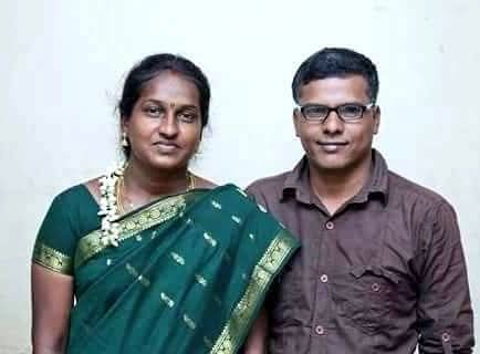 பிப்ரவரி 9

#Keeraa #WeddingAnniversary 

#பச்சைஎன்கிறகாத்து #மெர்லின் #எட்டுத்திக்கும்பற #இரும்பன் ஆகிய படங்களின் இயக்குனர் கீரா, தனலட்சுமி தம்பதியின் 22வது ஆண்டு திருமண நாள். இதில் நான் #மெர்லின் #இரும்பன் ஆகிய படங்களில் நடித்தேன்.

வாழ்த்துகள் வ.கீரா நண்பரே