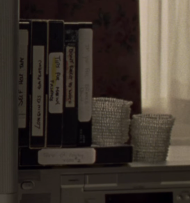 mrmidnite15's tweet photo. #OpaliteMusicVideo tape discourse
the first one is 100% "self help tape" we all knew that
the second one looks like "Longings ##flation"
the third one obv "Tips for making friends"
the fourth one looks like "don't forget to #### (smile?)"
and the fifth's unreadable https://t.co/aWYDJ71vXC