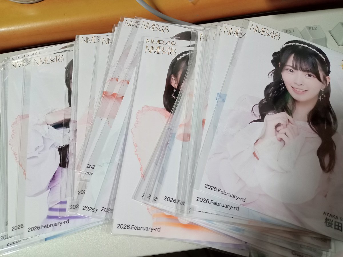 CD封入(1枚2000円弱？？) たこ焼きチャレンジ写真(1枚500円) を大量