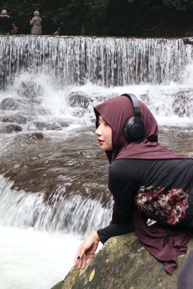 Vampiniaa | tweet media