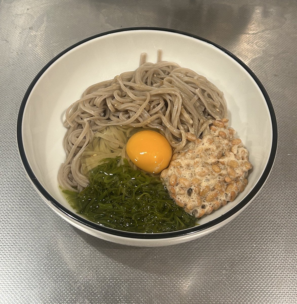 kollry_ryly's tweet image. 私も大好き十割そば^_^
これ食べときゃダイエットにも肌にも良い
(グルテンフリー、血糖値安定)
最近肌が安定して調子いい理由これ
見た目より美味しいんよなこれが