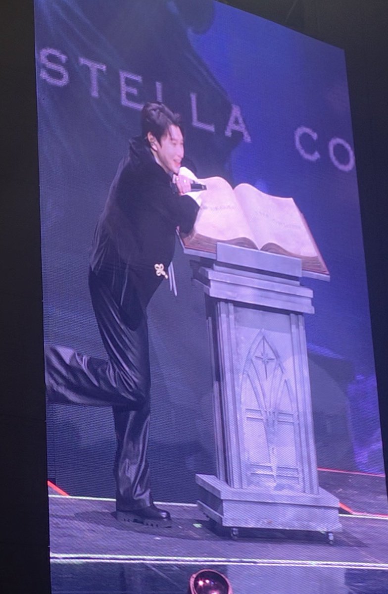 yn_fore's tweet image. 진짜 내가 훔쳐갈거야