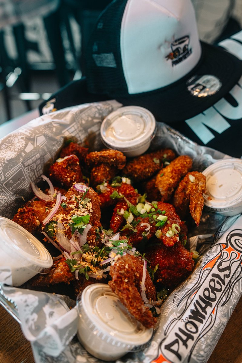 PhoWheels's tweet photo. Trust us, you donโt just want one wingโฆyou want a whole tray. Super Bowl Sunday !
ONE DAY SPECIAL, ONLY AT ARLINGTON/BURTONSVILLE
$19.98 for 12 Wing Special! ๐๐
๐๐ซ๐๐๐ซ ๐๐จ๐๐๐ฒ !
#SuperBowl2026 #NFL #dmvfood #DCeats #badbunny https://t.co/F2uhcA1DWY