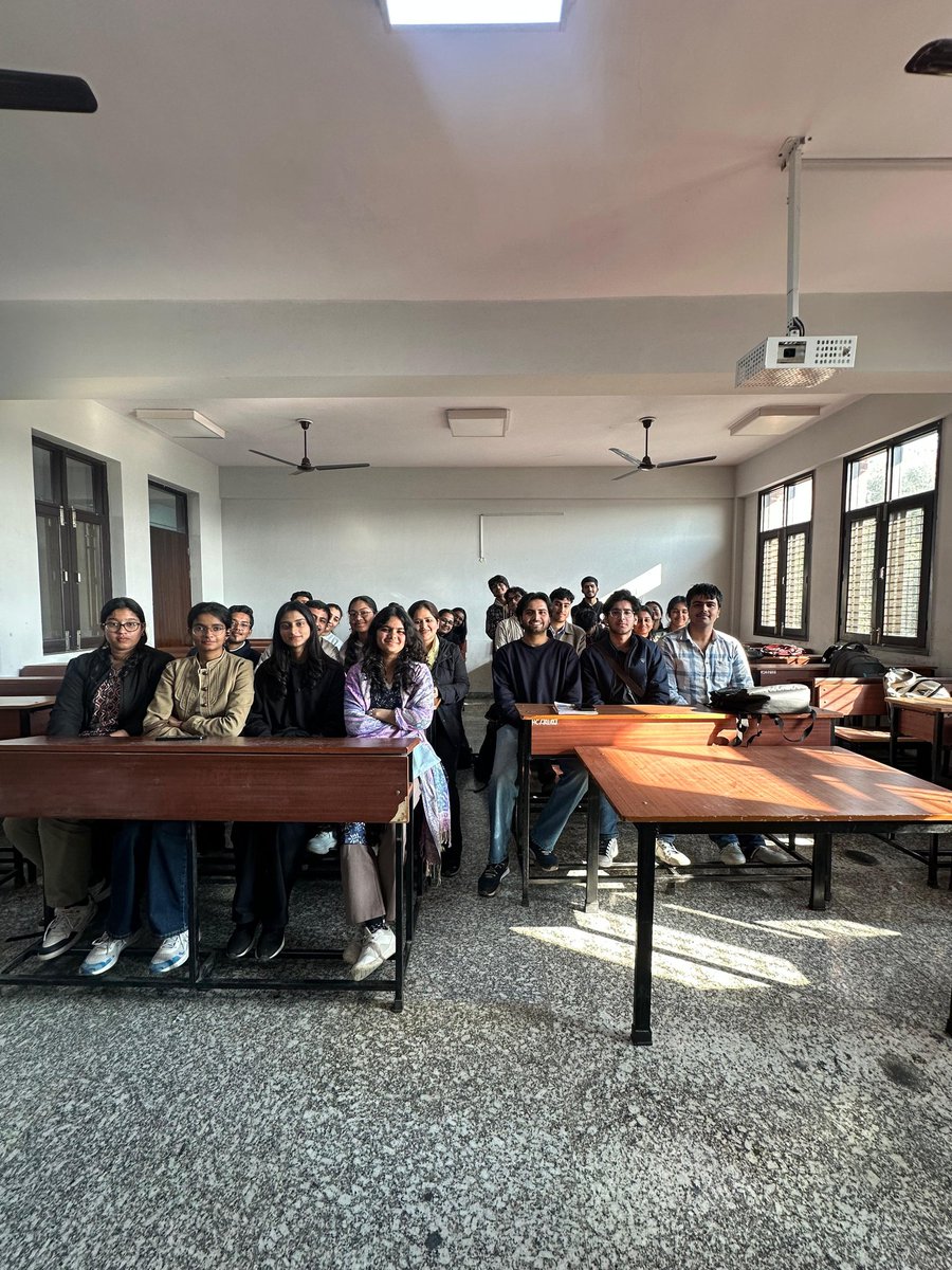 The Symposium Society- Hindu College tweet media