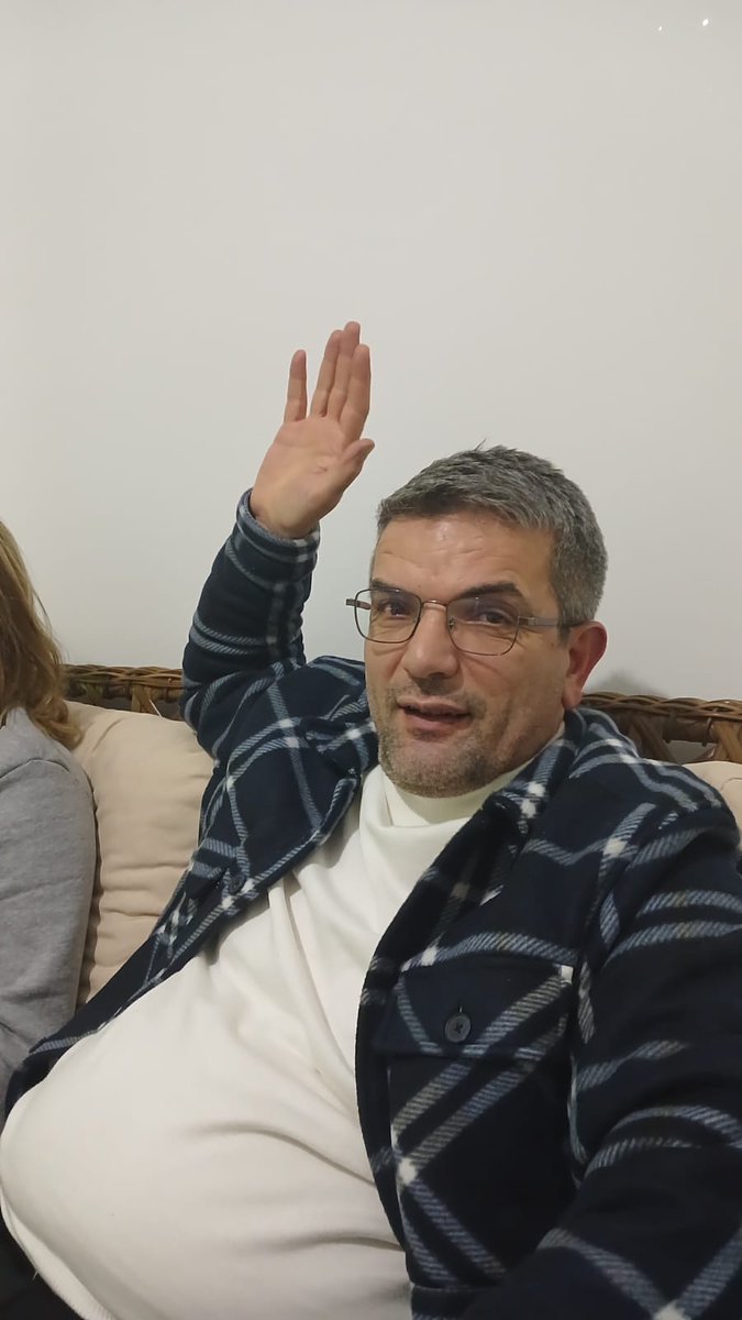 Hayat; asla vazgeçmeyenleri zamanı geldiğinde mükafatlandırır.